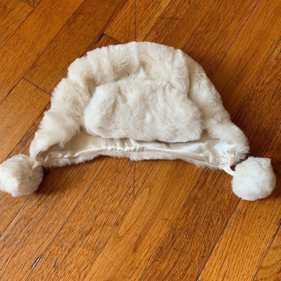 𝅺GAP | Fuzzy cream Infant hat-Size 0- 6 months - Picture 1 of 5